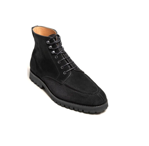 Wolven Handcrafted Men's Polo Jumper Black high neck boots with rubber sole