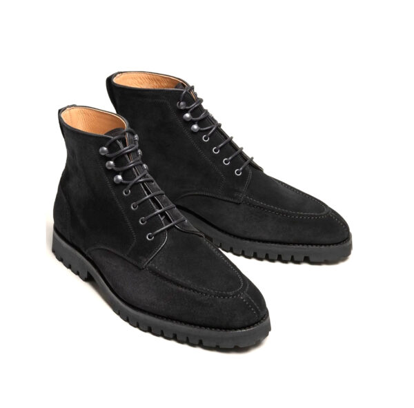 Wolven Handcrafted Men's Polo Jumper Black high neck boots with rubber sole - Image 2