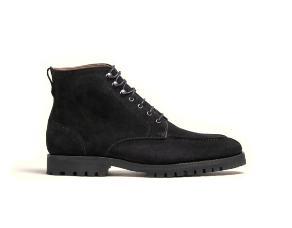 Wolven Handcrafted Men's Polo Jumper Black high neck boots with rubber sole - Image 5