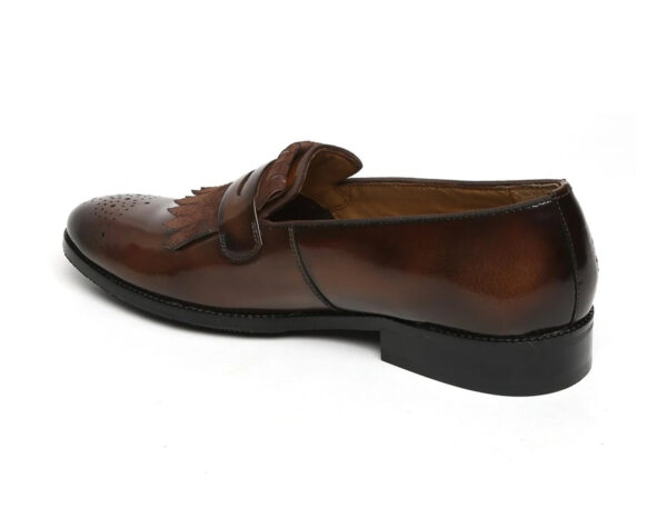 Wolven Handcrafted Men's Nolan Tan Brushoff Leather Loafers with Rubber Sole - Image 4