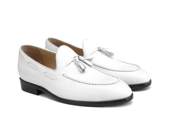 Wolven Handcrafted Men's Dibes White Leather Tassel Loafers with Rubber Sole - Image 2